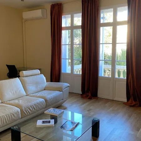 66c3 Historic Chateau Picasso Private For 4 아파트 페르피냥