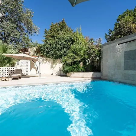 66c3 Historic Chateau Picasso Private For 4